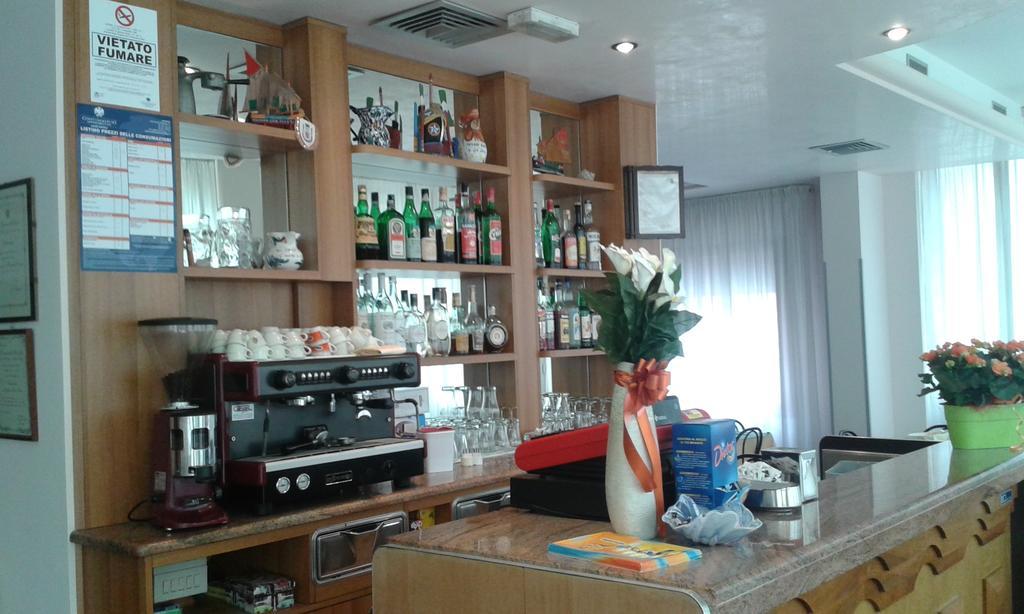 Hotel Nuova Doel Соттомаріна Екстер'єр фото